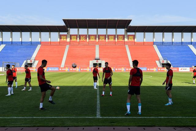 劳伦斯奖揭晓 阿尔卡拉斯和萨巴伦卡当选年度最佳男、女运动员