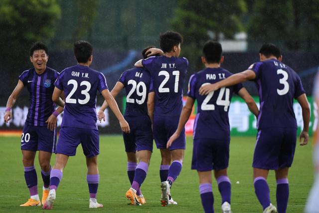 巴萨有意曼联前锋拉什福德 可能租借方式加盟巴萨